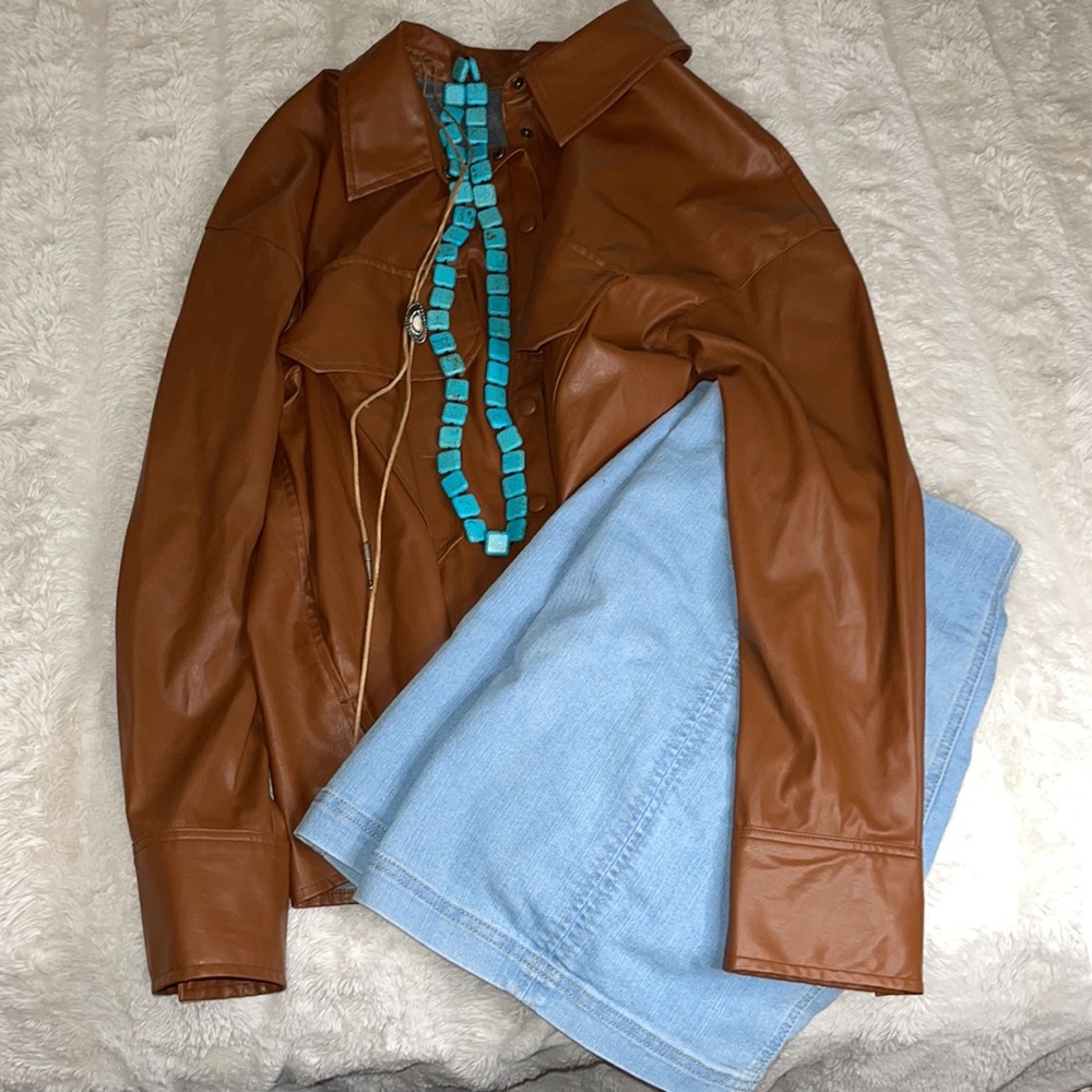Pleather oversized shirt with Suede Lining